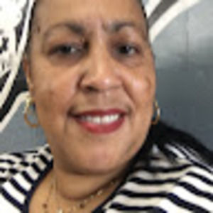 Meet your Posher, Ivette